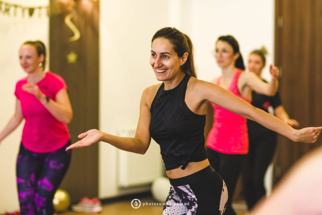 Zumba co to jest i czy pomaga w odchudzaniu? Klub FNL
